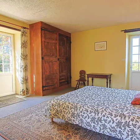 Petite Robliniere 10min Holiday home Landevieille